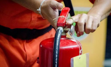 Einführung des Schaumstofffeuerlöschungsgeräts des Feueralarmvertragers